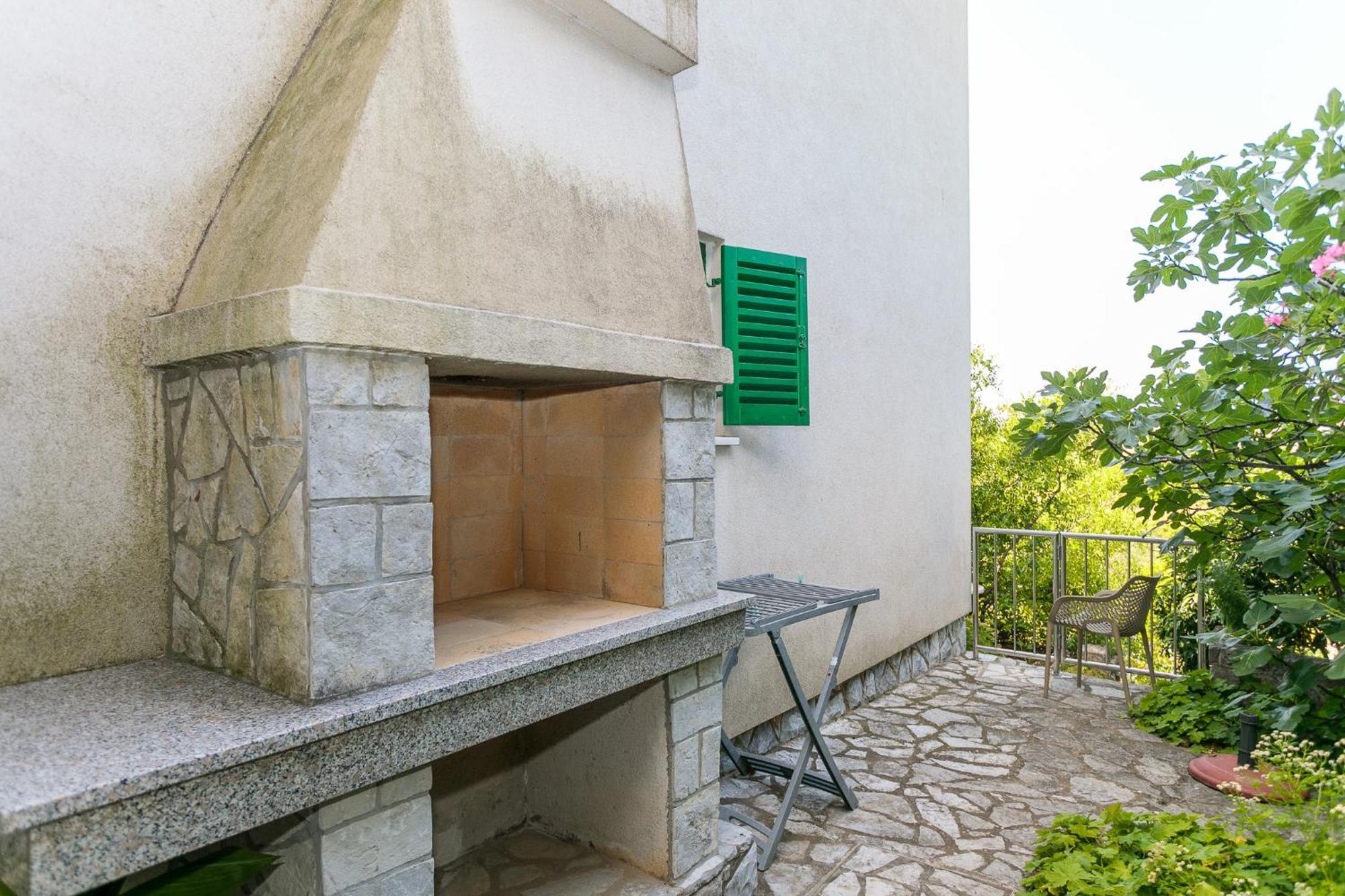 Apartments Delfin Krk Town Exterior photo